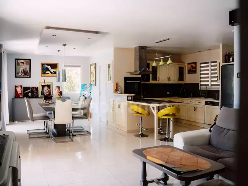 Maison, 113 m²