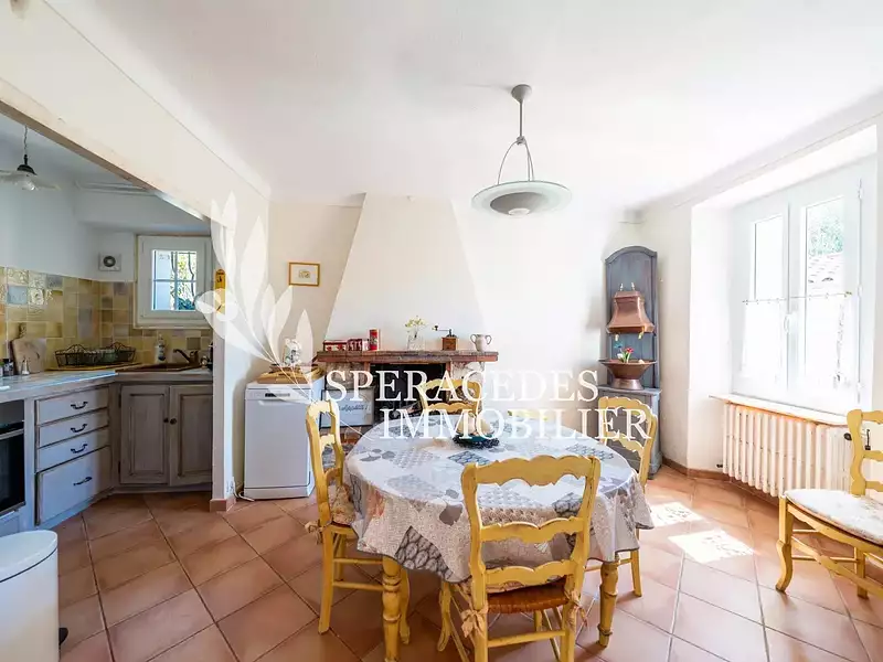 Maison, 140 m²