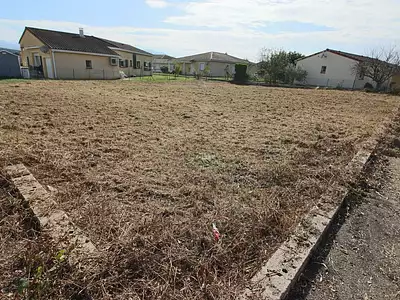 Terrain, 655 m²