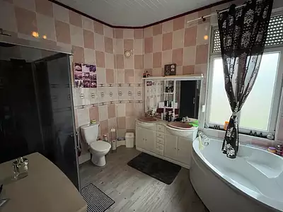 Maison, 254 m²