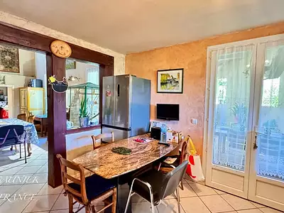Maison, 146 m²