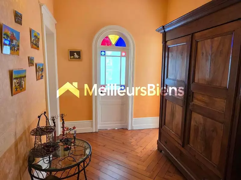 Maison, 393 m²
