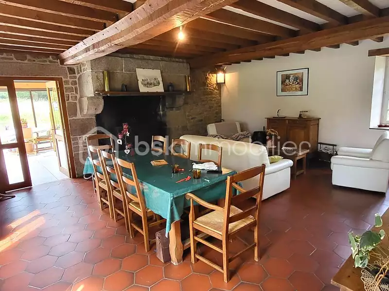 Maison, 165 m²