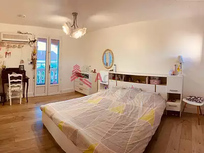 Maison, 180 m²