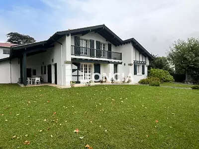 Maison, 170 m²