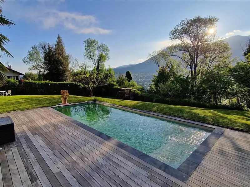 Maison, 249 m²