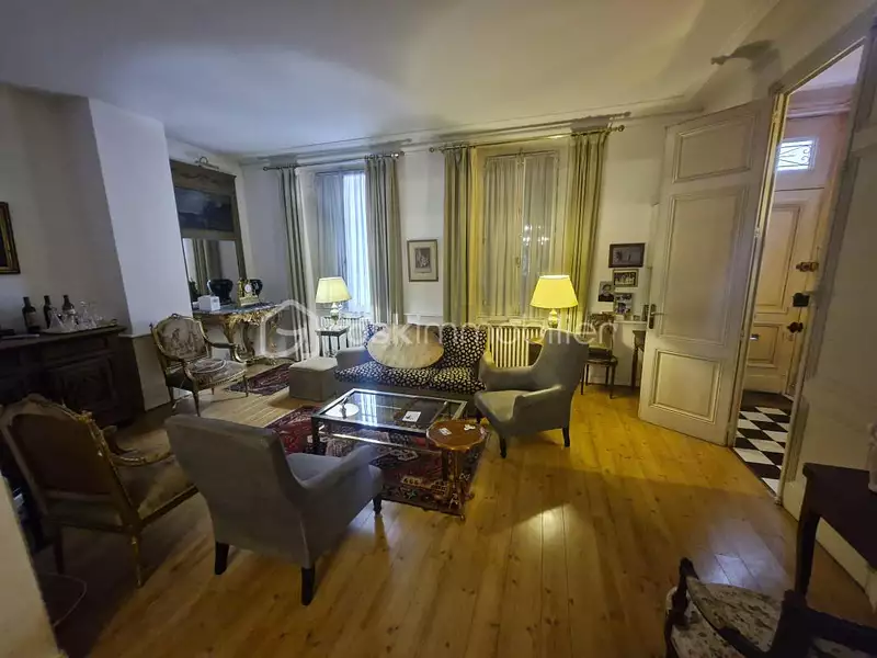 Maison, 163 m²