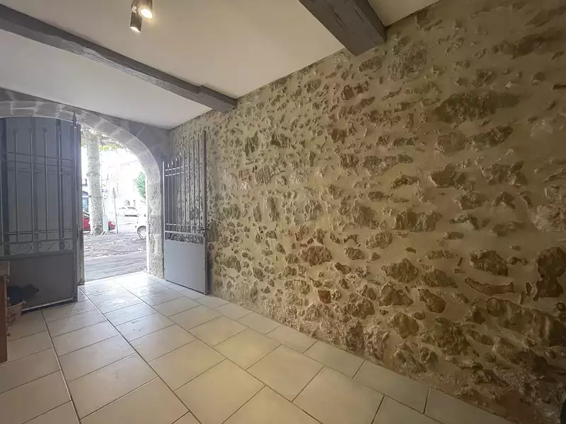 Immeuble, 627 m²