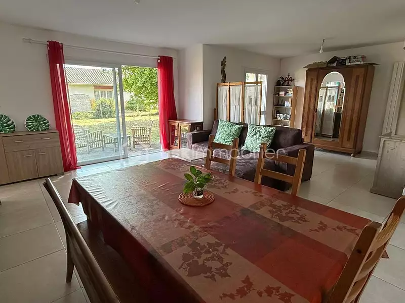 Maison, 96 m²