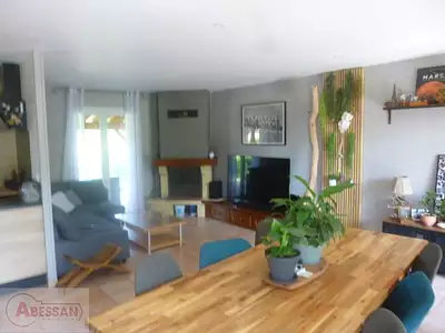 Maison, 93 m²