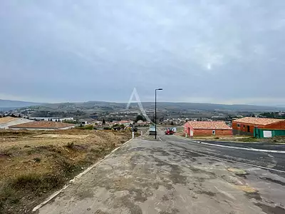 Terrain, 744 m²