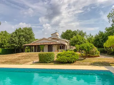 Maison, 180 m²