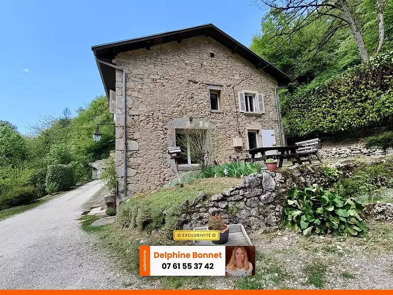 Maison, 169 m²
