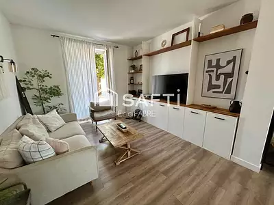 Maison, 166 m²