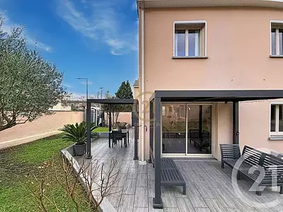 Maison, 105 m²