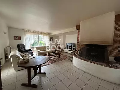 Maison, 230 m²