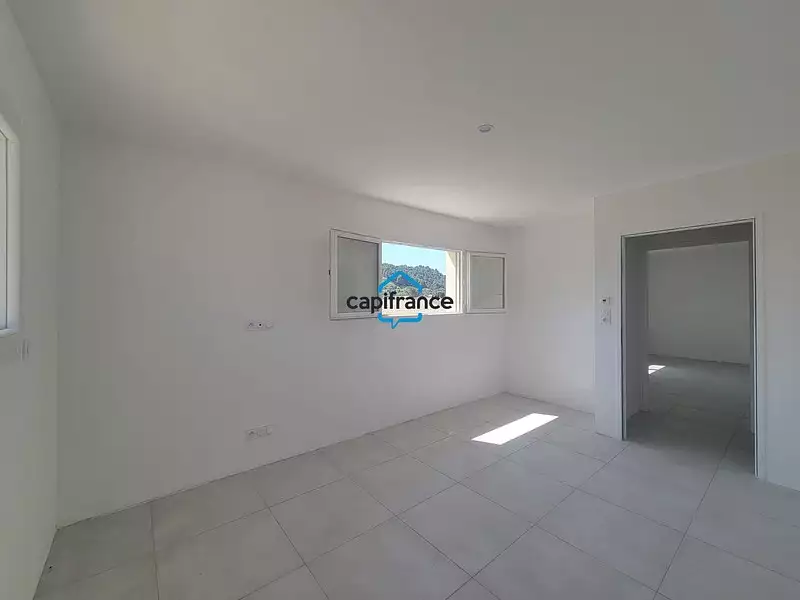 Maison, 157 m²