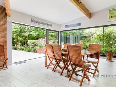 Maison, 318 m²