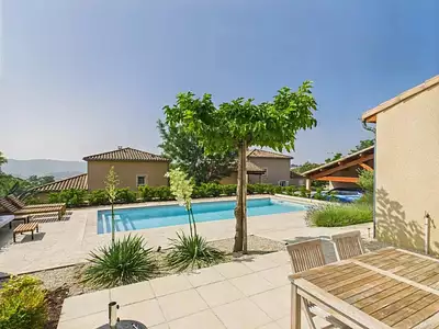 Maison, 84 m²