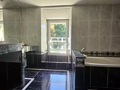 Maison, 184 m²