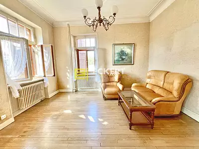Maison, 239 m²