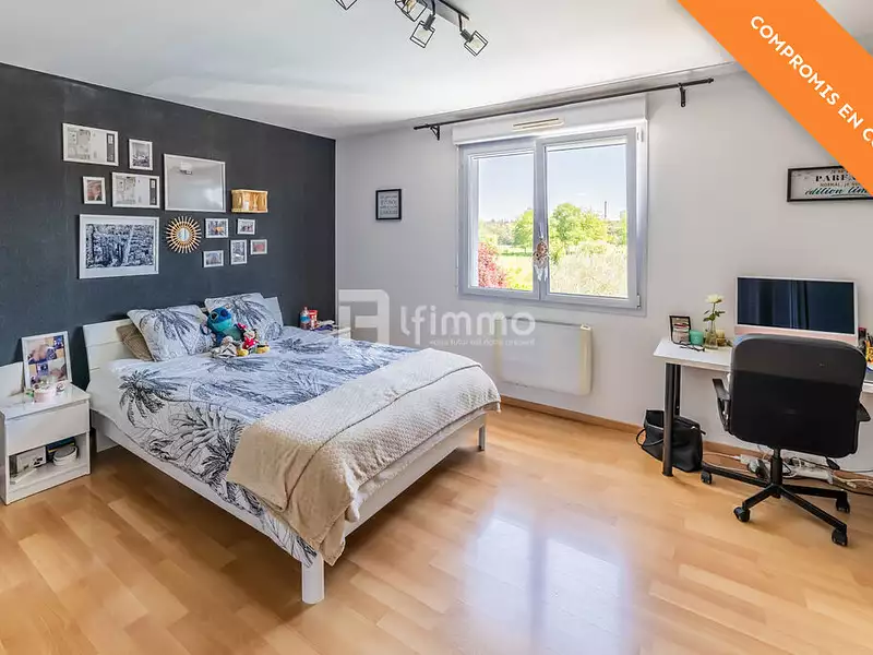 Maison, 174 m²