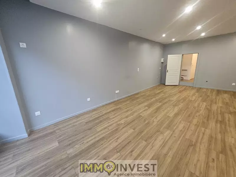 Divers, 40 m²