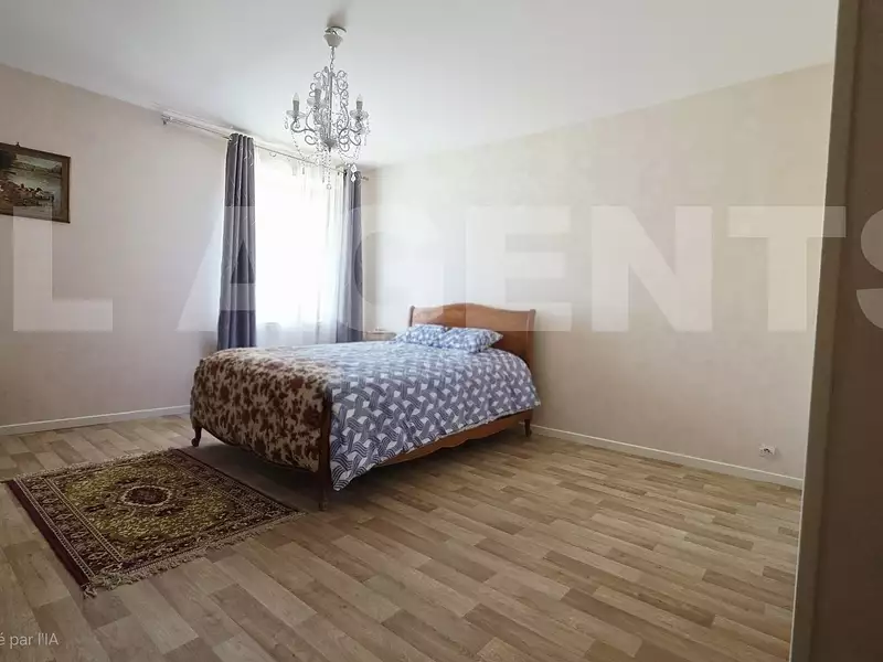 Maison, 298 m²