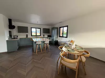 Maison, 119 m²