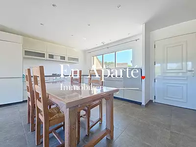 Maison, 102 m²
