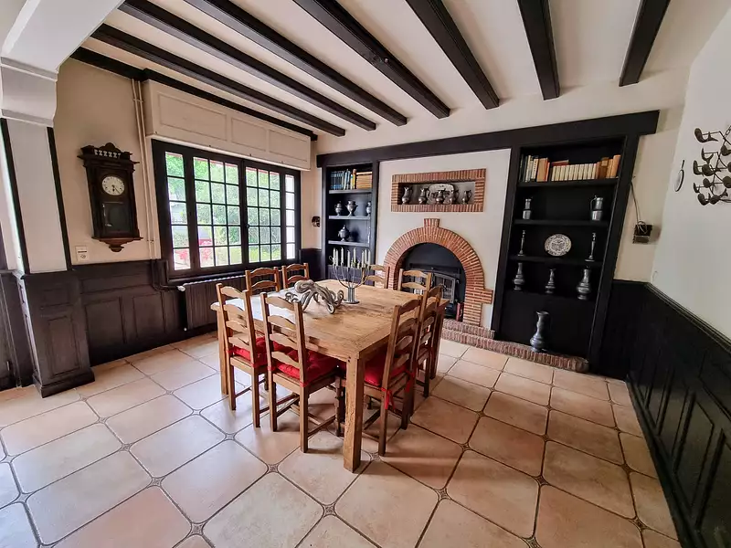 Maison, 289 m²
