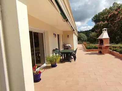 Maison, 242 m²
