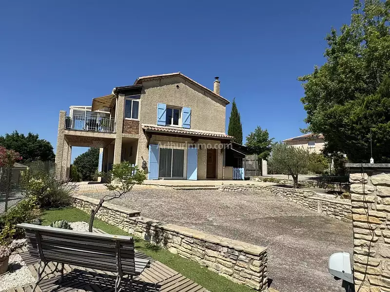 Maison, 230 m²