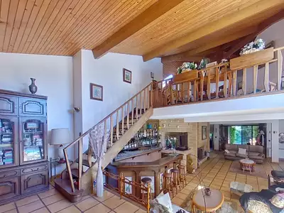Maison, 340 m²