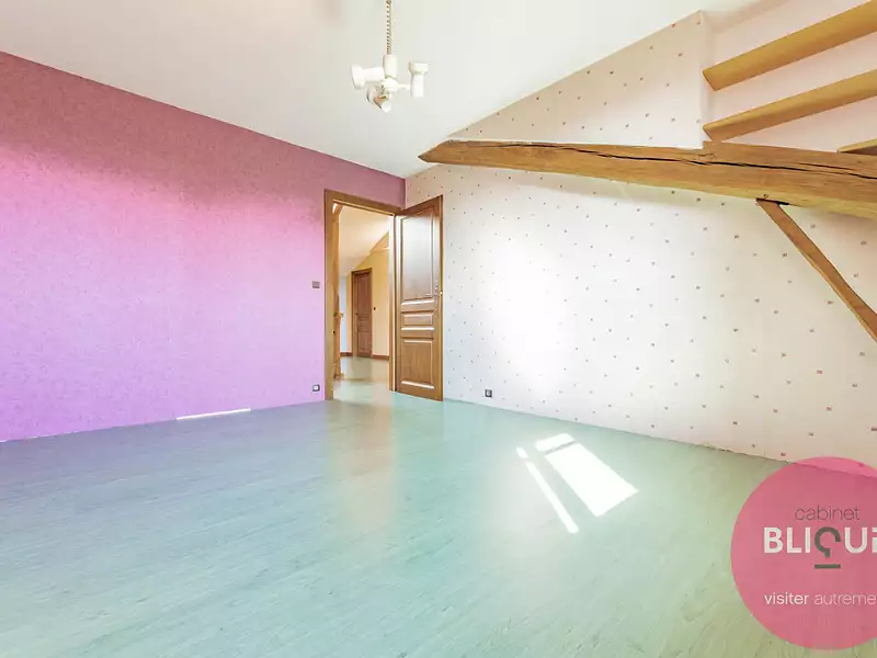 Maison, 375 m²