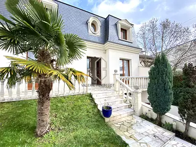 Maison, 160 m²