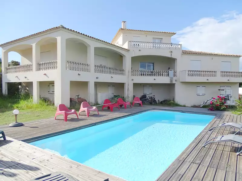 Maison, 210 m²