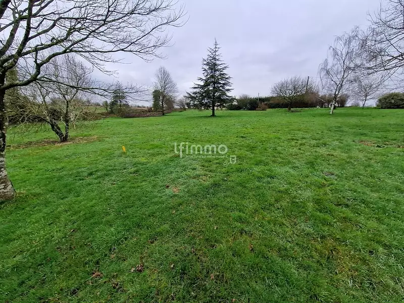 Terrain, 1 627 m²