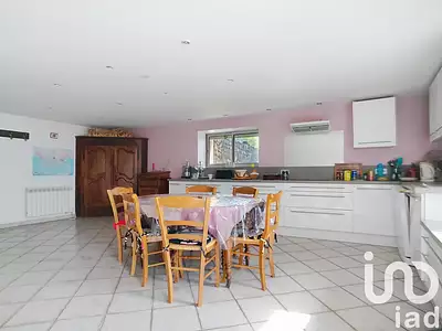 Maison, 285 m²