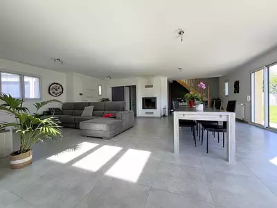 Maison, 170 m²