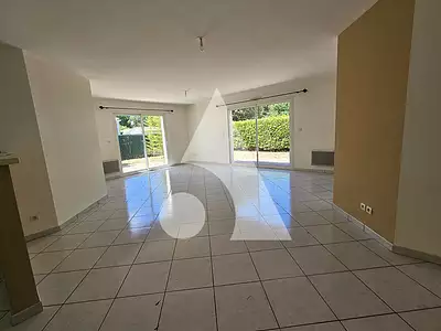 Maison, 99 m²