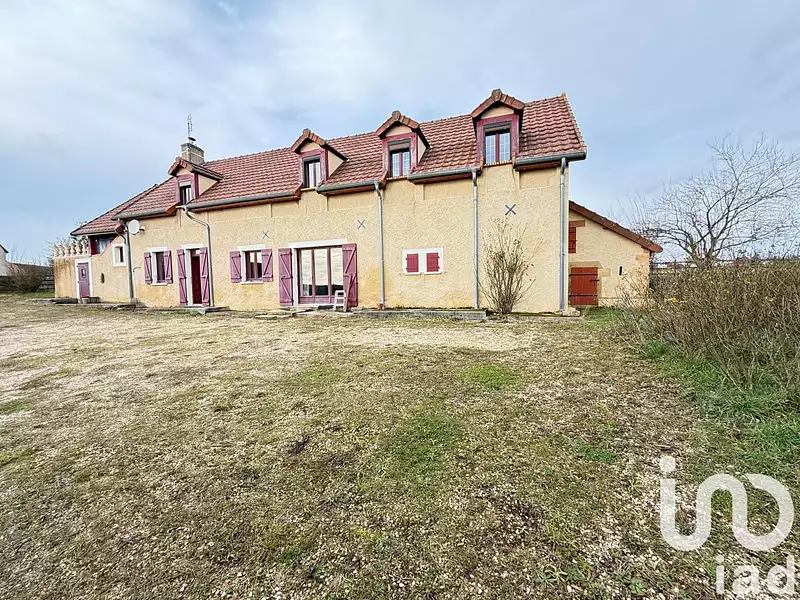 Maison, 215 m²