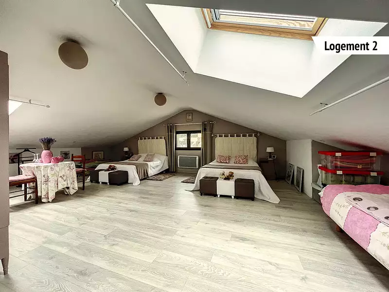 Maison, 250 m²