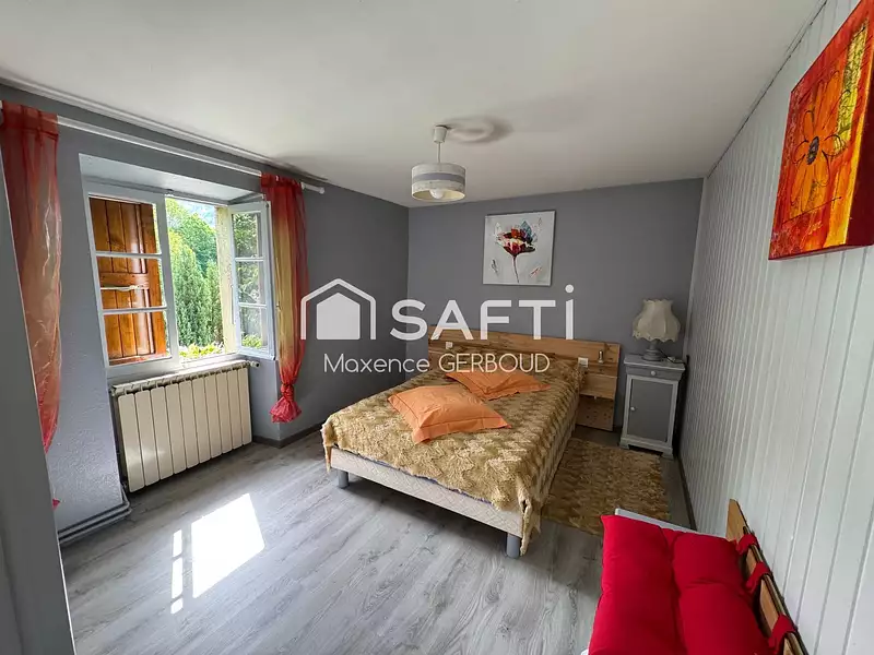 Maison, 184 m²