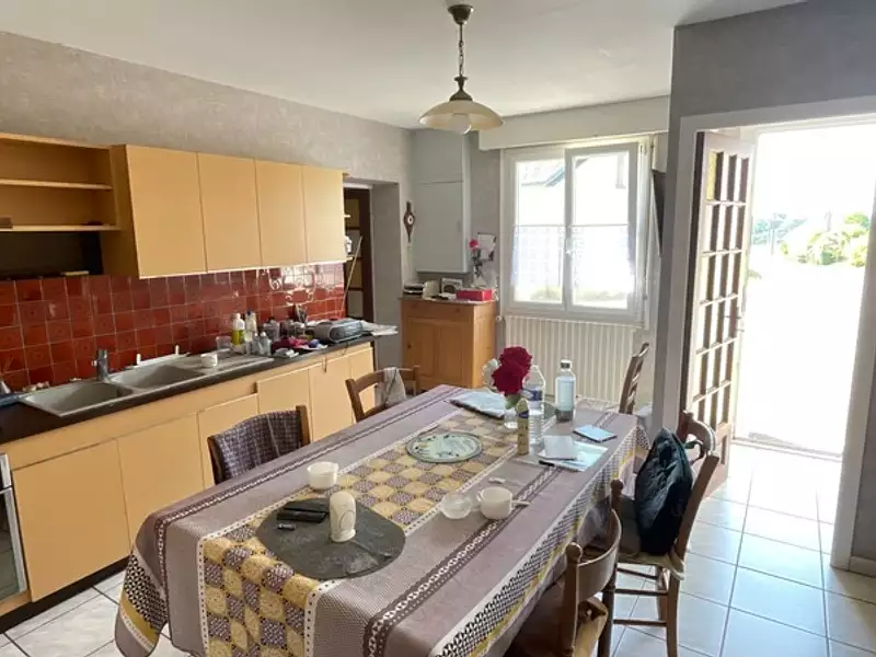 Maison, 180 m²