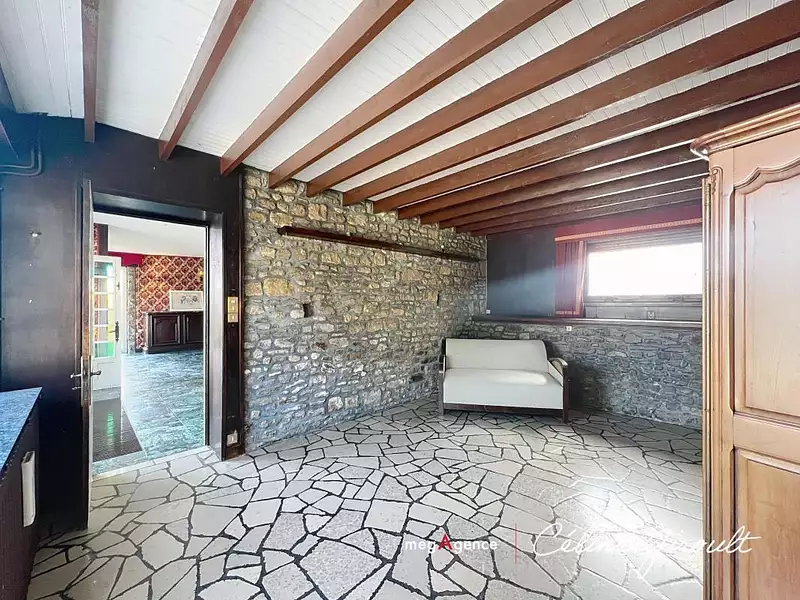 Maison, 146 m²