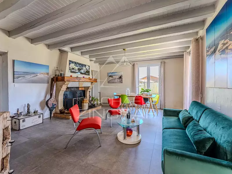 Maison, 200 m²