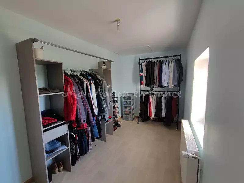 Maison, 166 m²