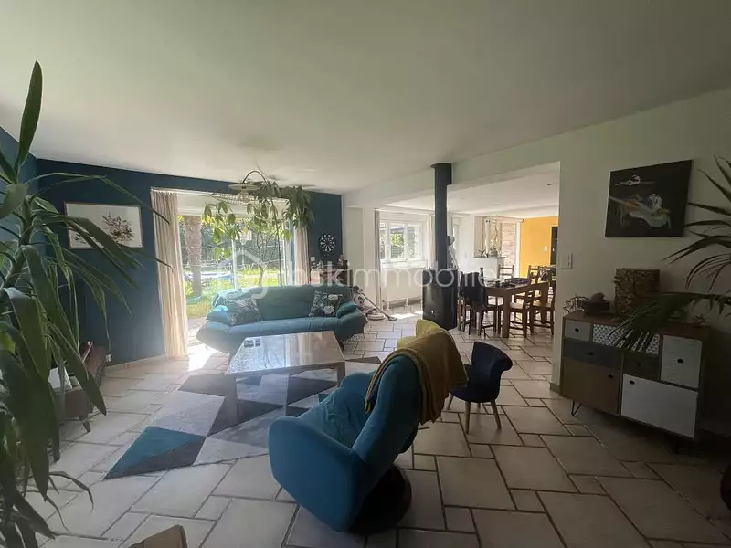 Maison, 168 m²