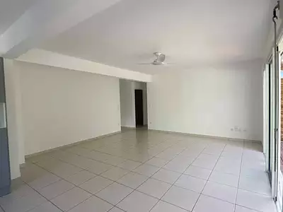 Maison, 220 m²